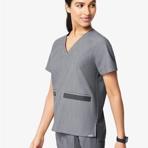 Figs Womens Graphite Delmas Oversized Pocket Scrub Top XS